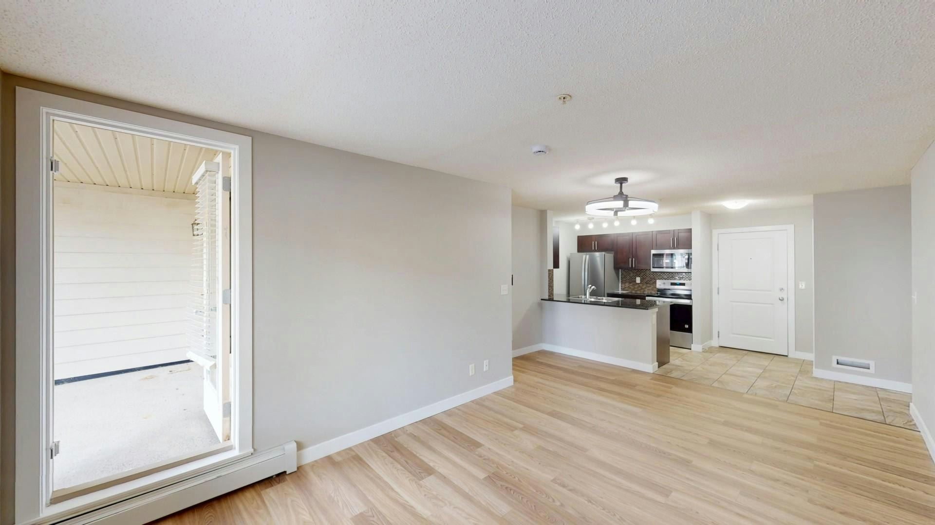 81 Legacy Boulevard Southeast, Calgary, AB, T2X 2B9 - 6