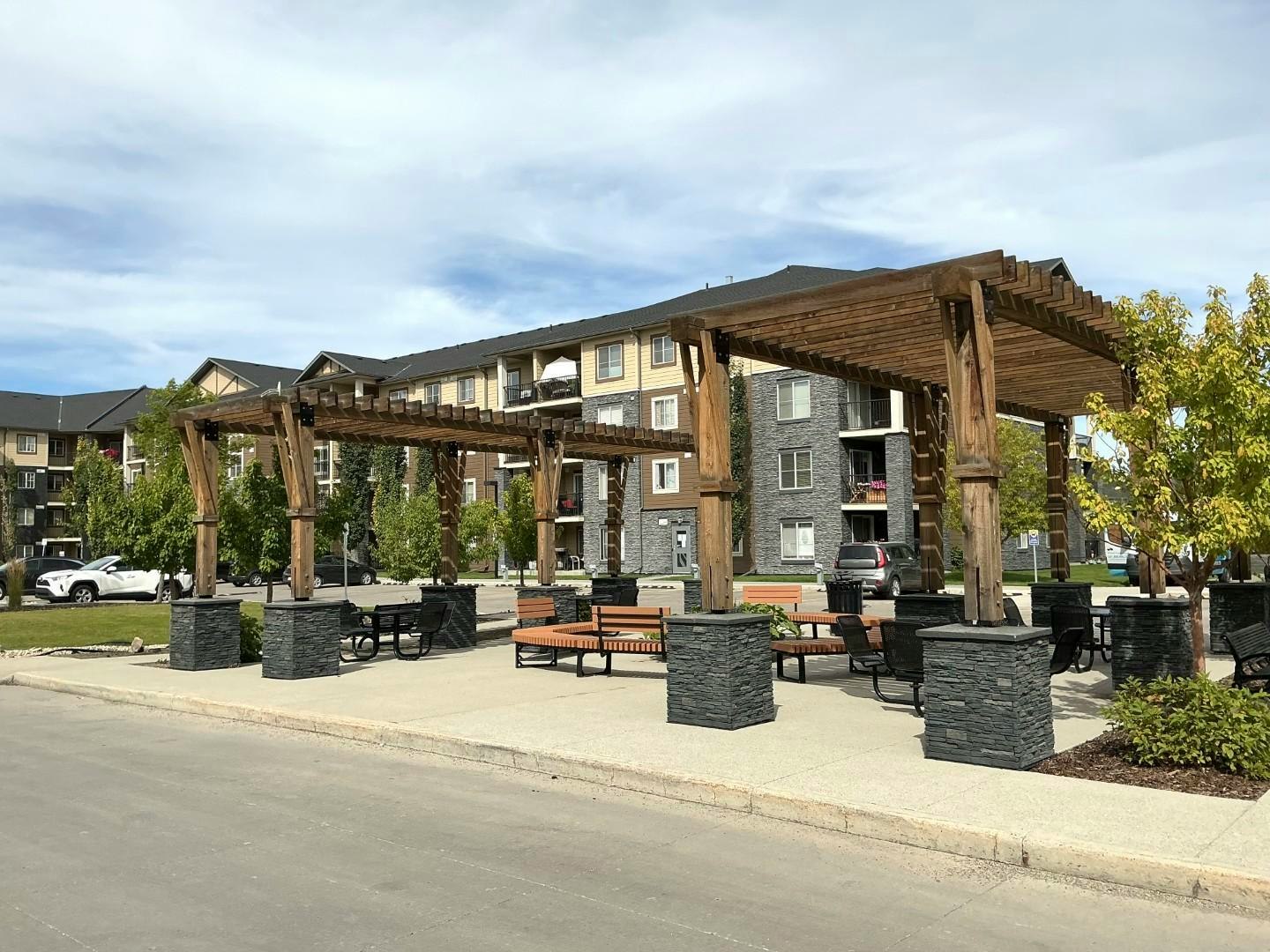 81 Legacy Boulevard Southeast, Calgary, AB, T2X 2B9 - 25