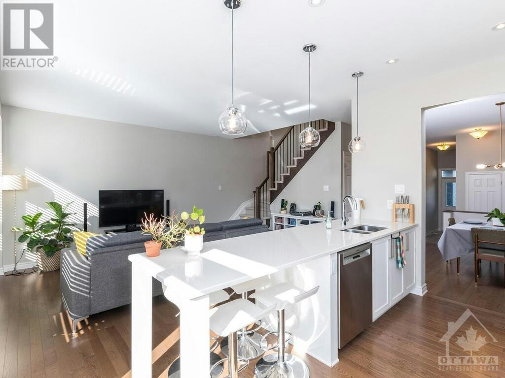 122 Cambie Road, Ottawa, ON, K4M 0E2 - 11