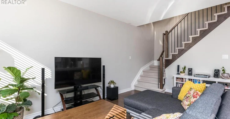 122 Cambie Road, Ottawa, ON, K4M 0E2 - 5