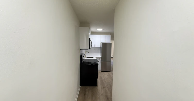 6-60 Triller Avenue, Toronto, ON, M6R 2H8 - 11