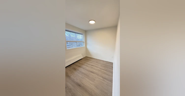 6-60 Triller Avenue, Toronto, ON, M6R 2H8 - 9