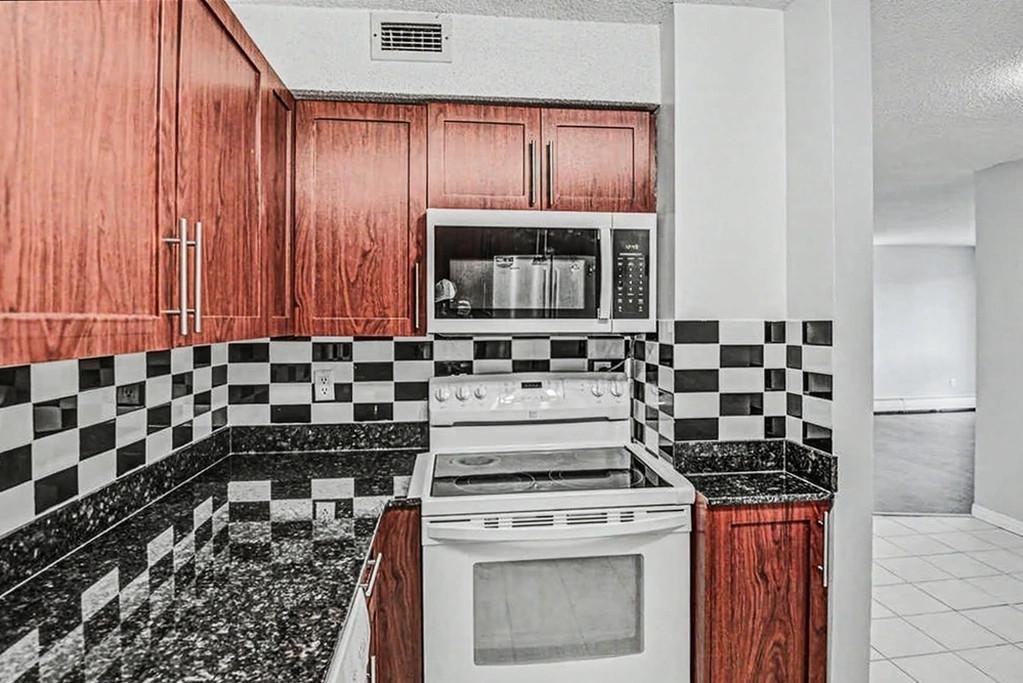 204-1900 25a Street Southwest, Calgary, AB, T3E 1Y5 - 8