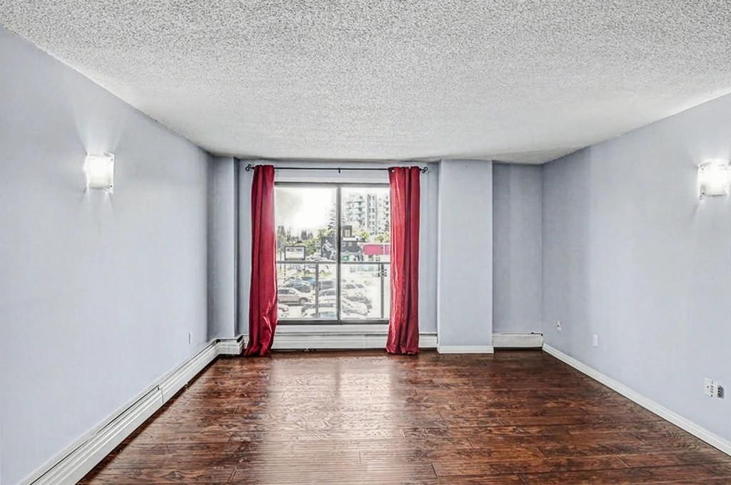 204-1900 25a Street Southwest, Calgary, AB, T3E 1Y5 - 2