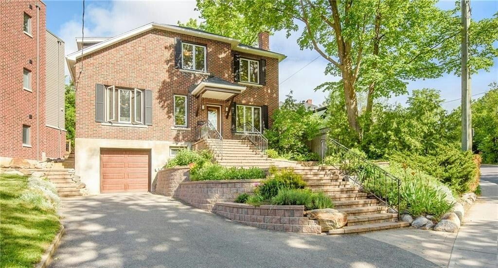 41 Acacia Avenue, Rockcliffe Park, ON, K1M 0P3