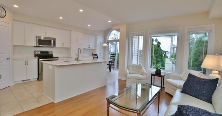 219 Gossamer Street, Ottawa, ON, K1C 7G4 - 9