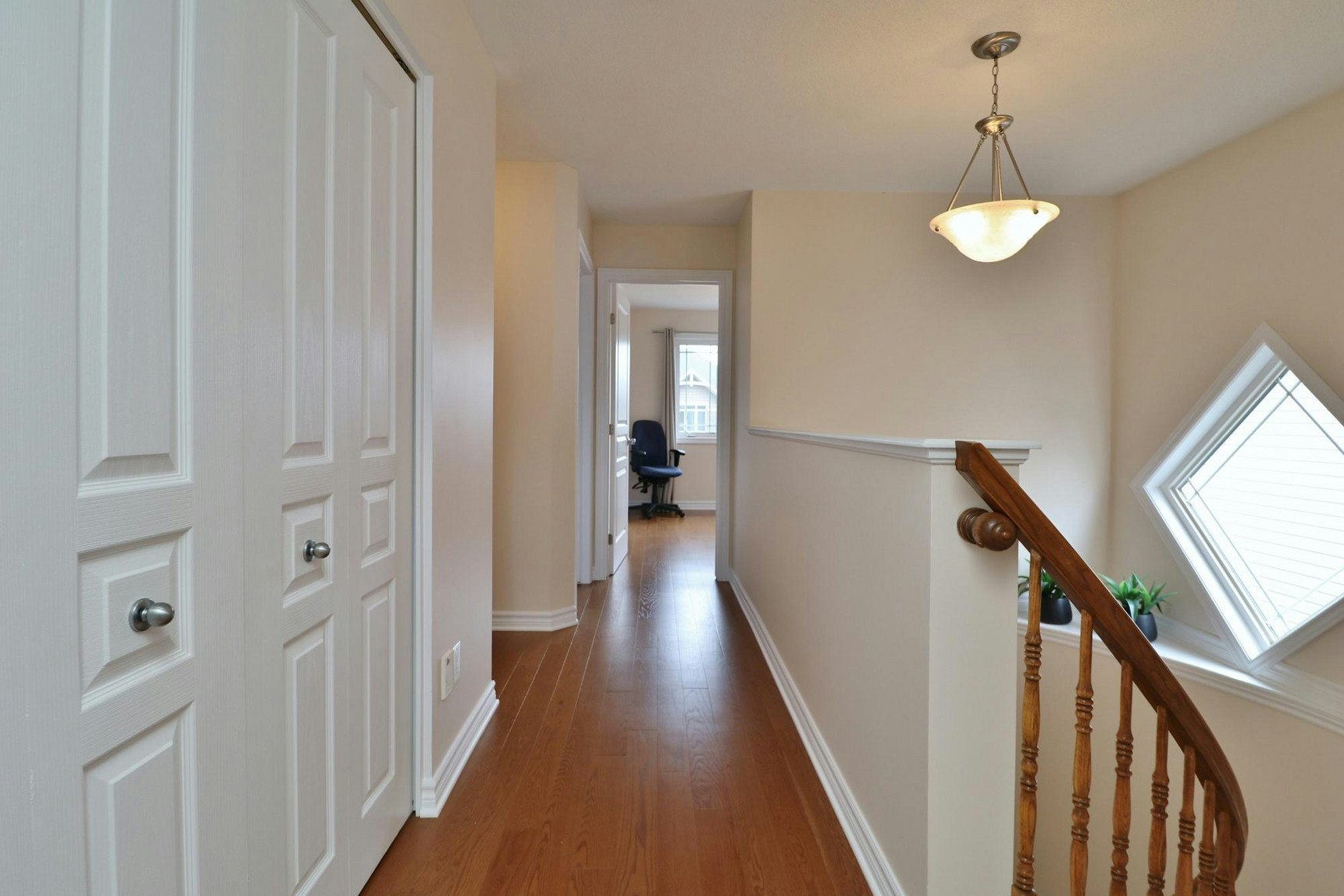219 Gossamer Street, Ottawa, ON, K1C 7G4 - 20