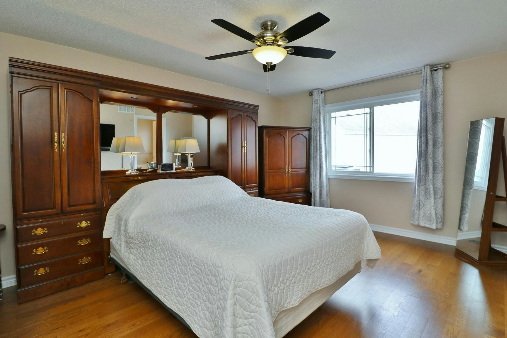 219 Gossamer Street, Ottawa, ON, K1C 7G4 - 21
