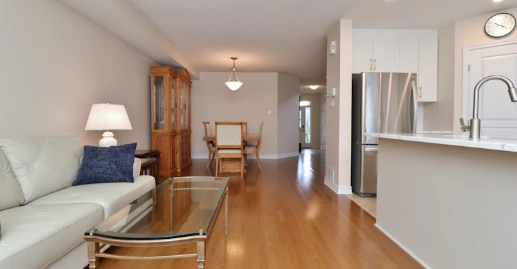 219 Gossamer Street, Ottawa, ON, K1C 7G4 - 10