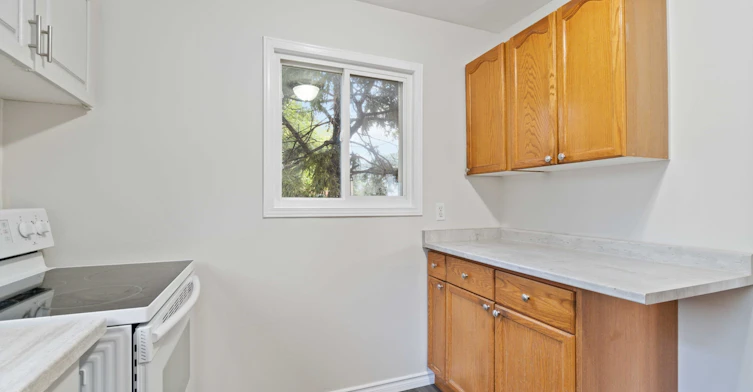 1-1100 Exmouth Street, Sarnia, ON, N7S 1W3 - 8