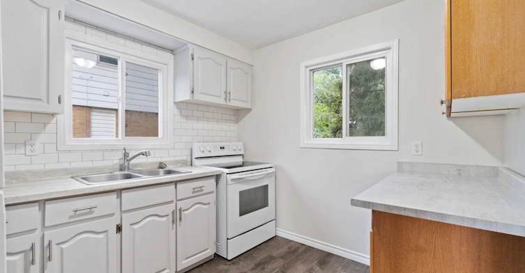 1-1100 Exmouth Street, Sarnia, ON, N7S 1W3 - 12