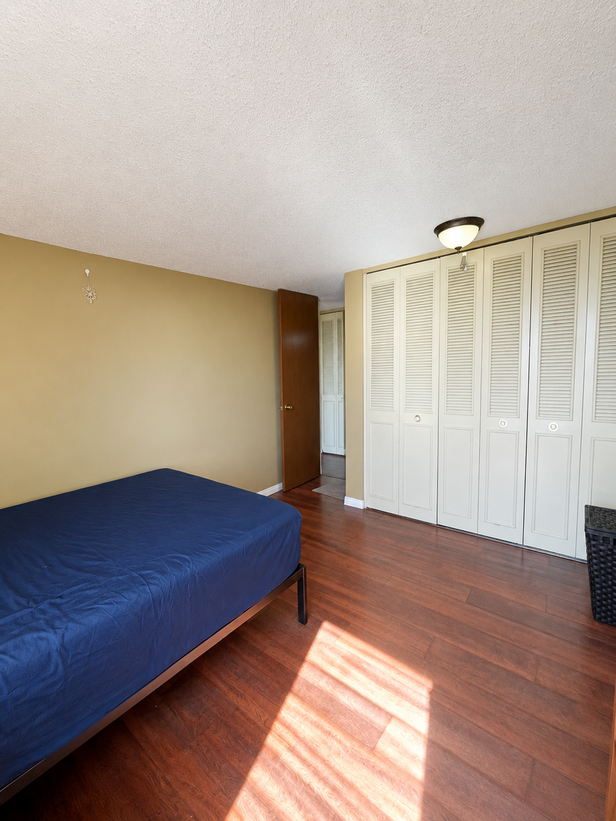 10883 Saskatchewan Drive Northwest, Edmonton, AB, T6E 4S6 - 14