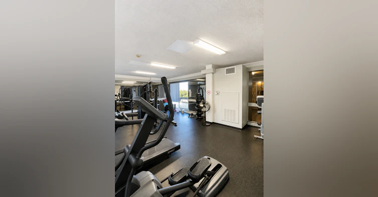 10883 Saskatchewan Drive Northwest, Edmonton, AB, T6E 4S6 - 17