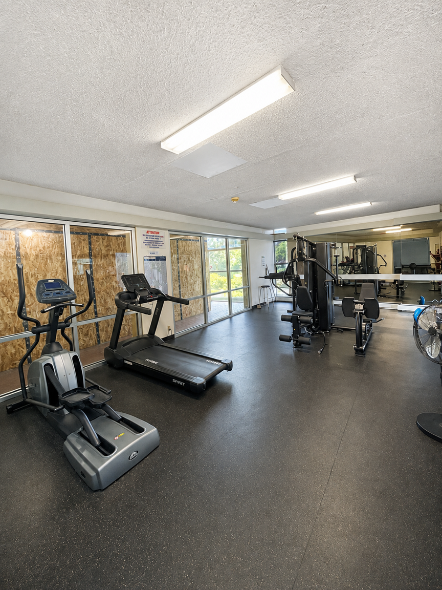 10883 Saskatchewan Drive Northwest, Edmonton, AB, T6E 4S6 - 16