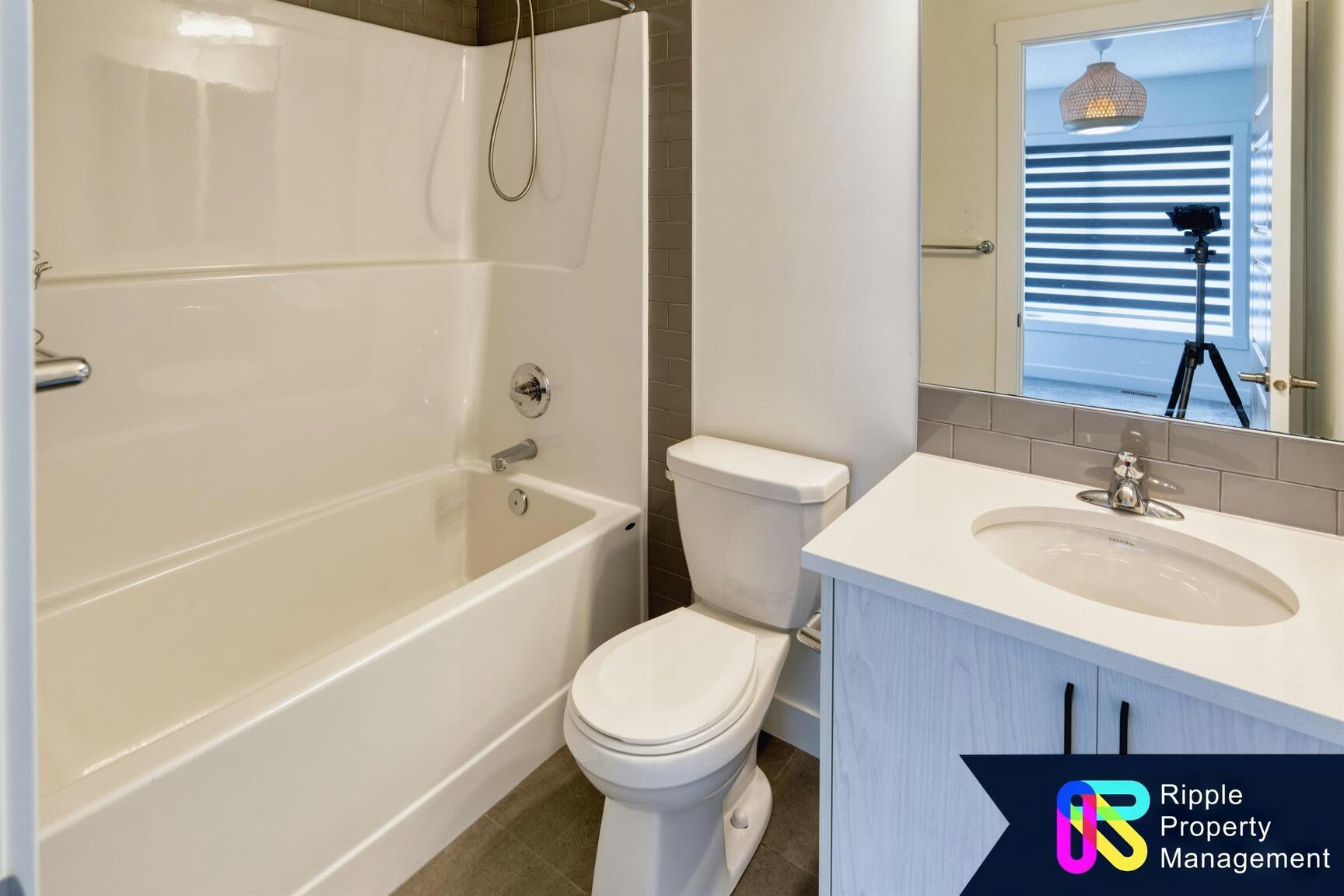 250 Livingston Common Northeast - N, Calgary, AB, T4B 3P6 - 10