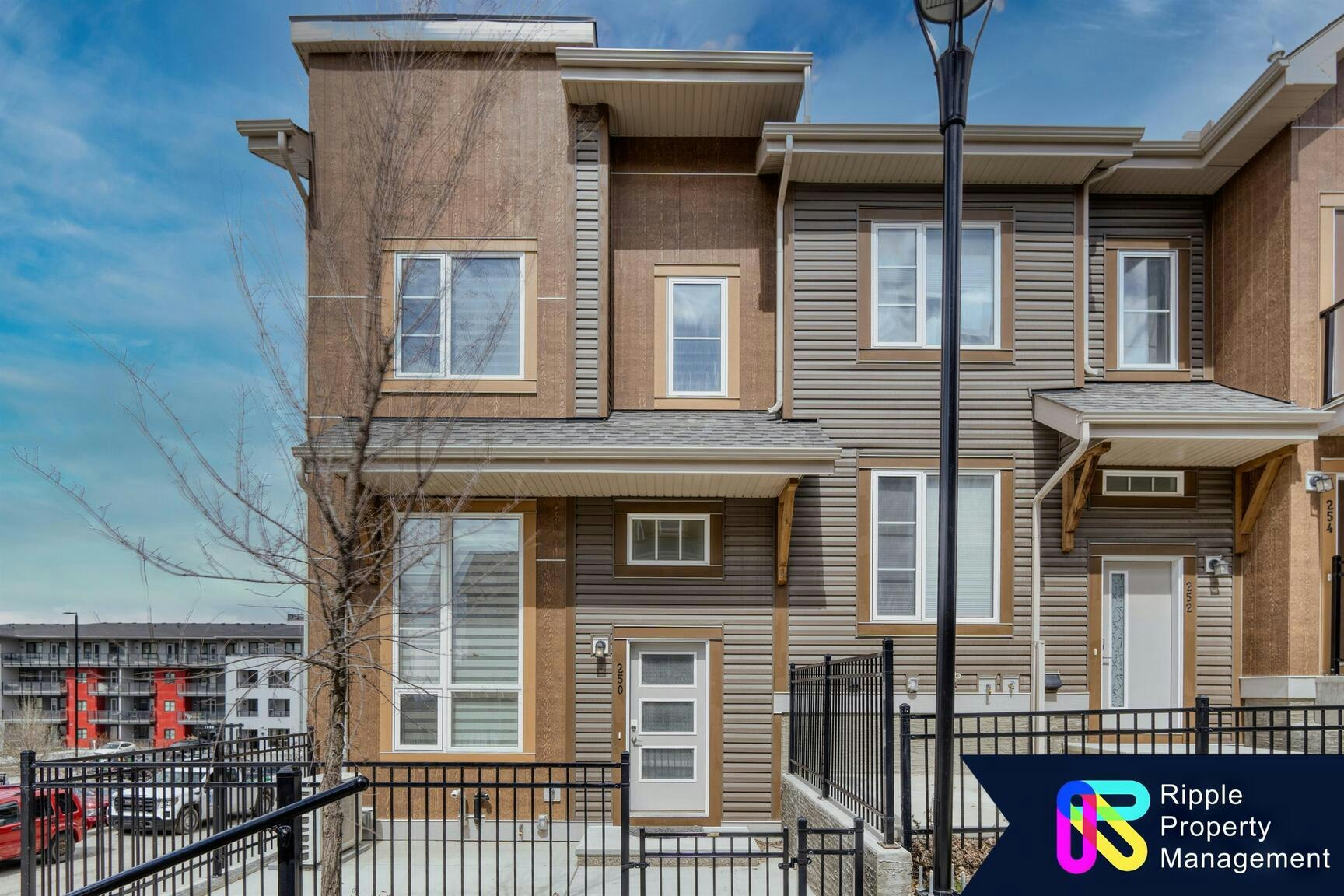 250 Livingston Common Northeast - N, Calgary, AB, T4B 3P6 - 19
