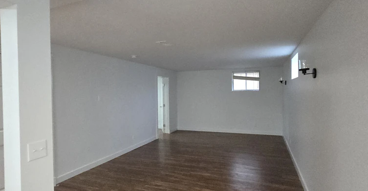 2204 25 Avenue Northwest, Calgary, AB, T2M 2C1 - 10