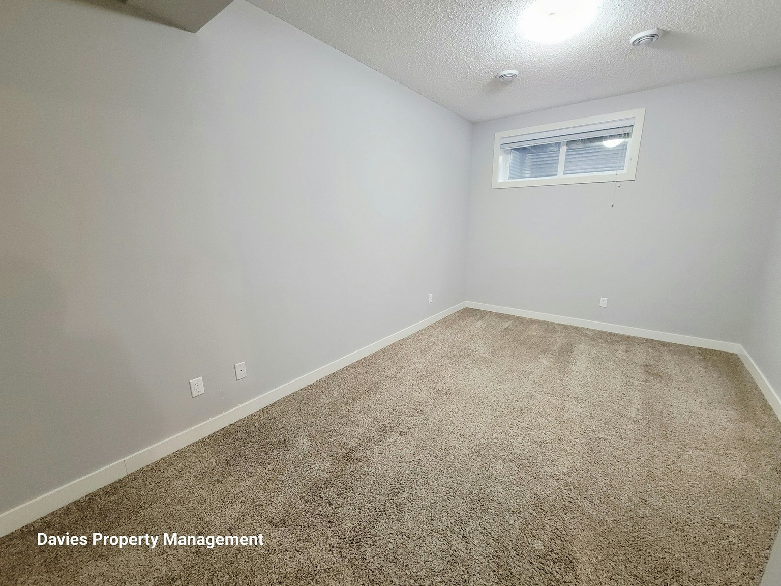 6762 Elston Lane Northwest, Edmonton, AB, T6M 0T8 - 6