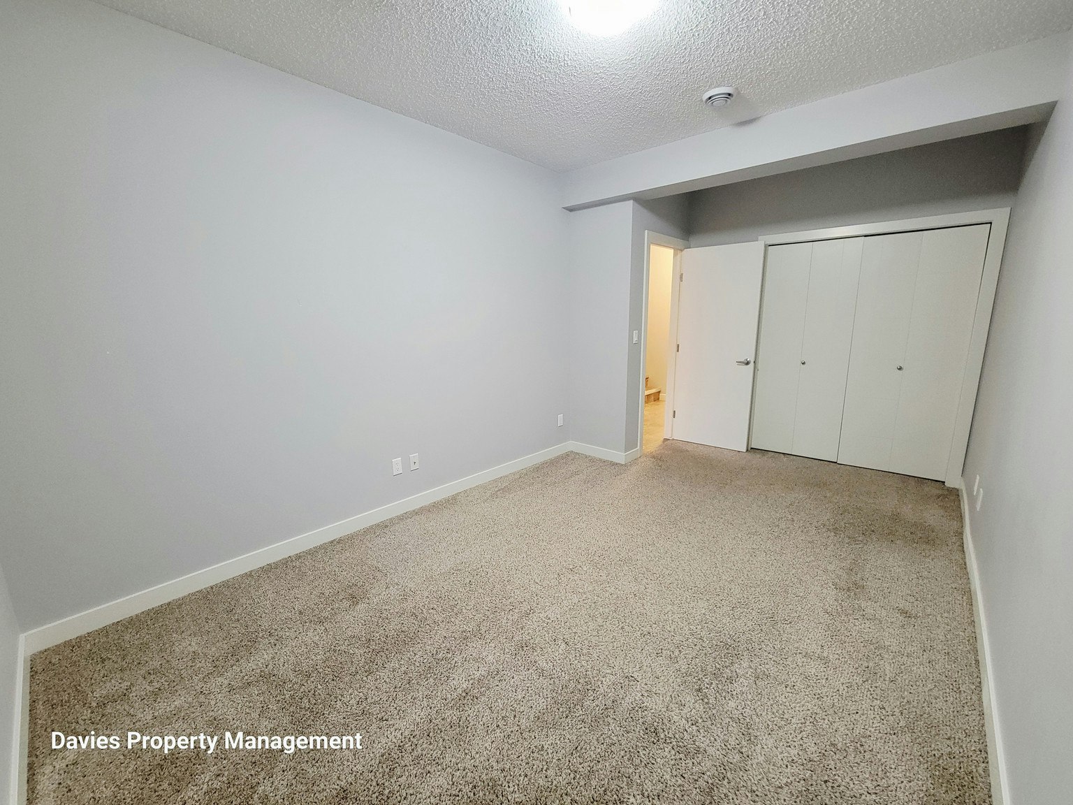 6762 Elston Lane Northwest, Edmonton, AB, T6M 0T8 - 7