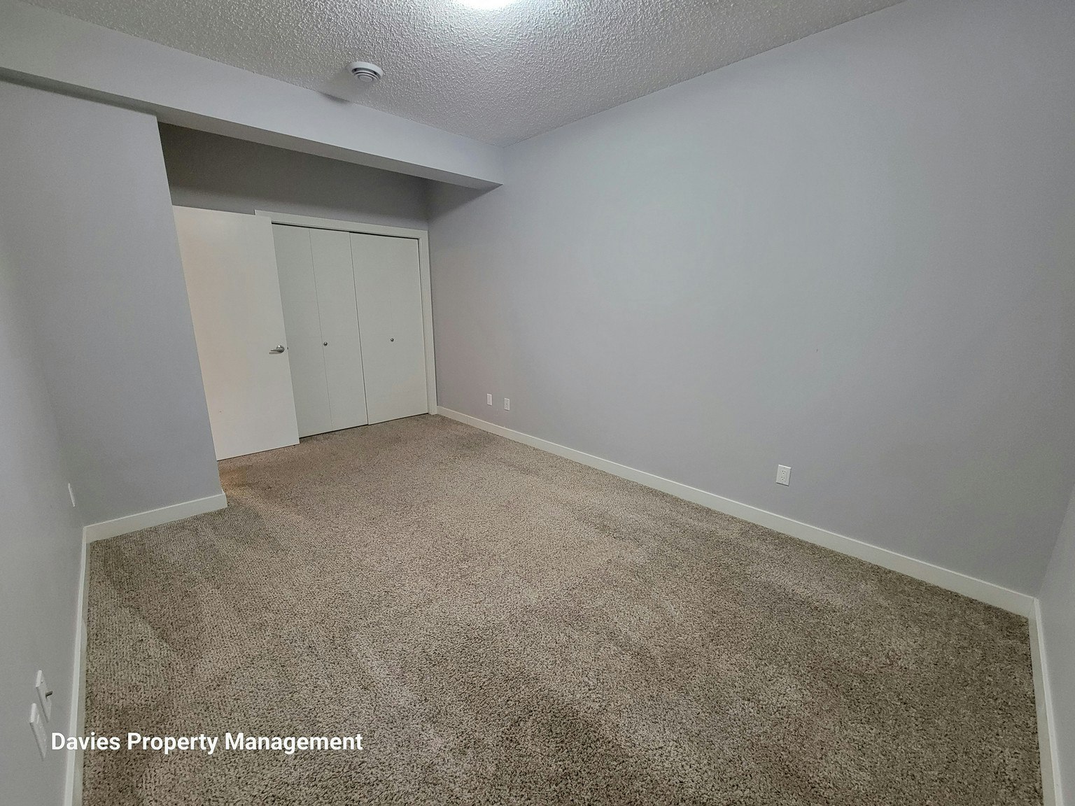 6762 Elston Lane Northwest, Edmonton, AB, T6M 0T8 - 5