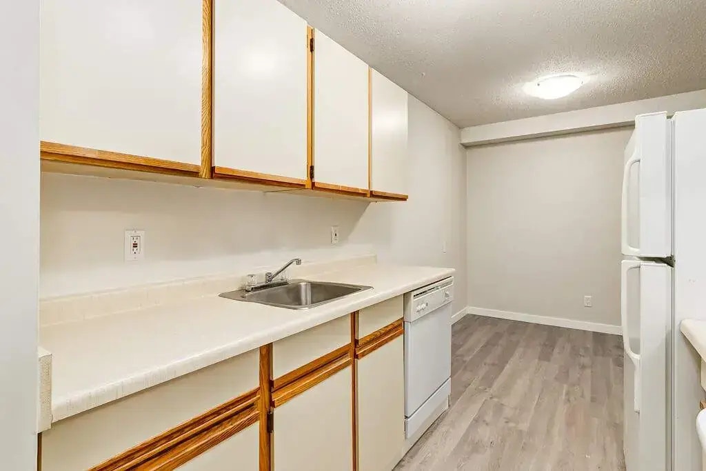 308-2207 47 Avenue, Lloydminster City West, AB, S9V 1R1 - 7