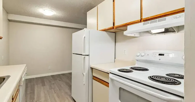 308-2207 47 Avenue, Lloydminster City West, AB, S9V 1R1 - 9