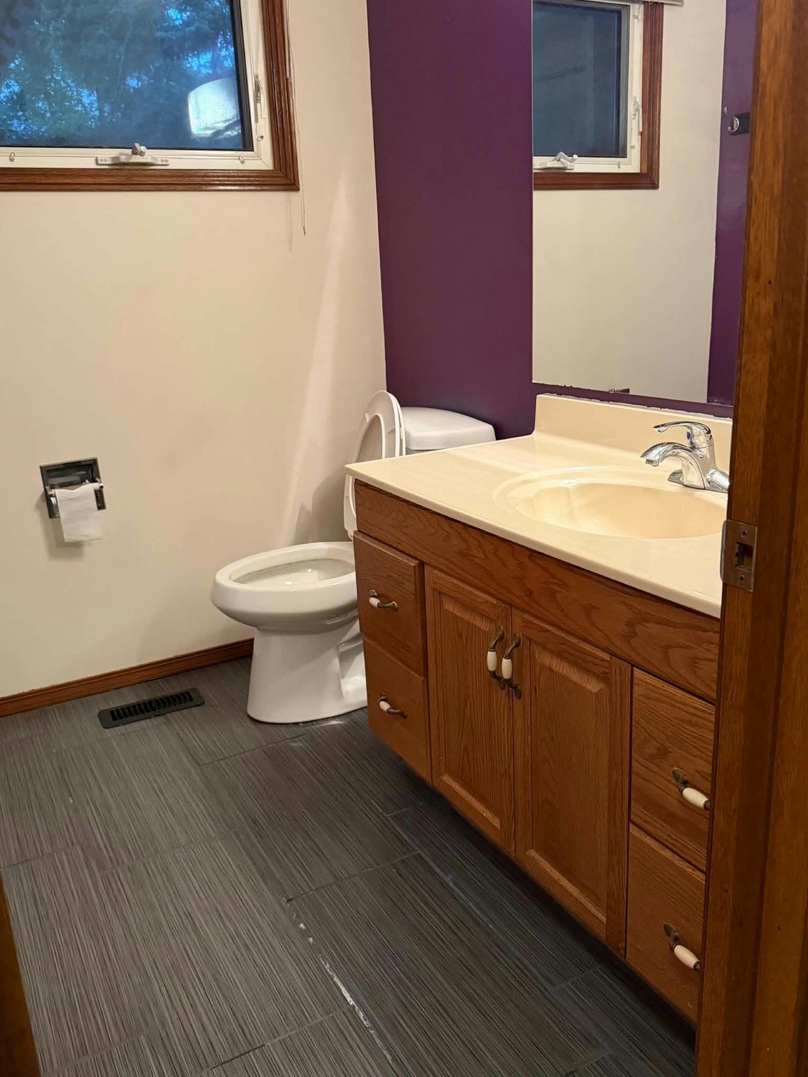 38 Cambridge Crescent, Saskatoon, SK, S7H 3P8 - 4