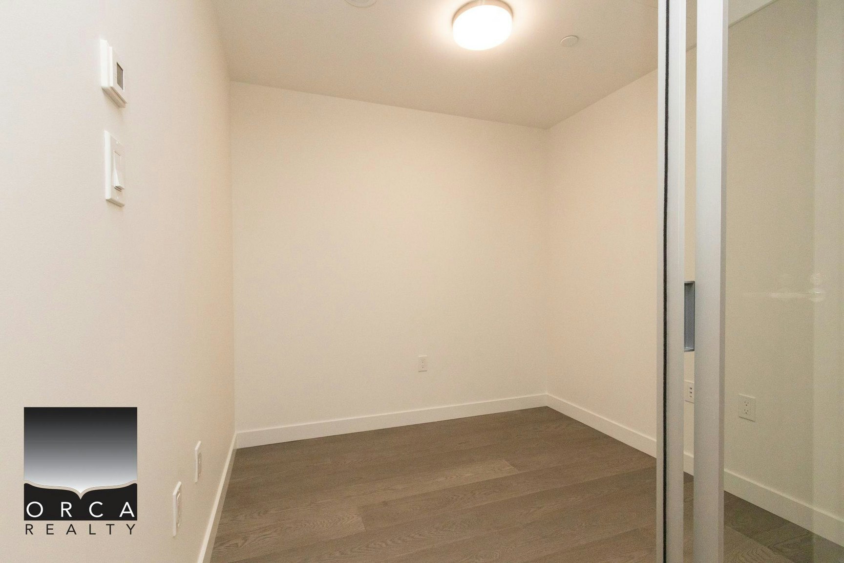785 Harbour Way, North Vancouver, BC, V7P 0G3 - 14