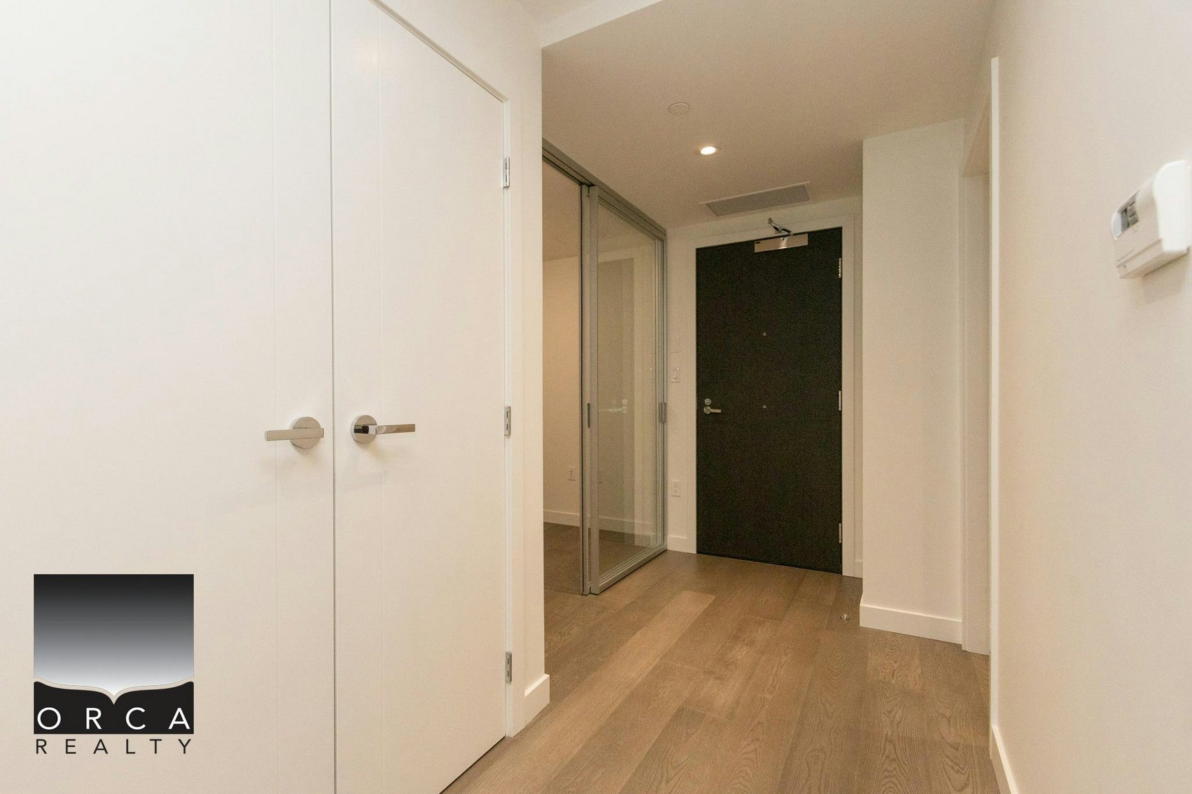 785 Harbour Way, North Vancouver, BC, V7P 0G3 - 9