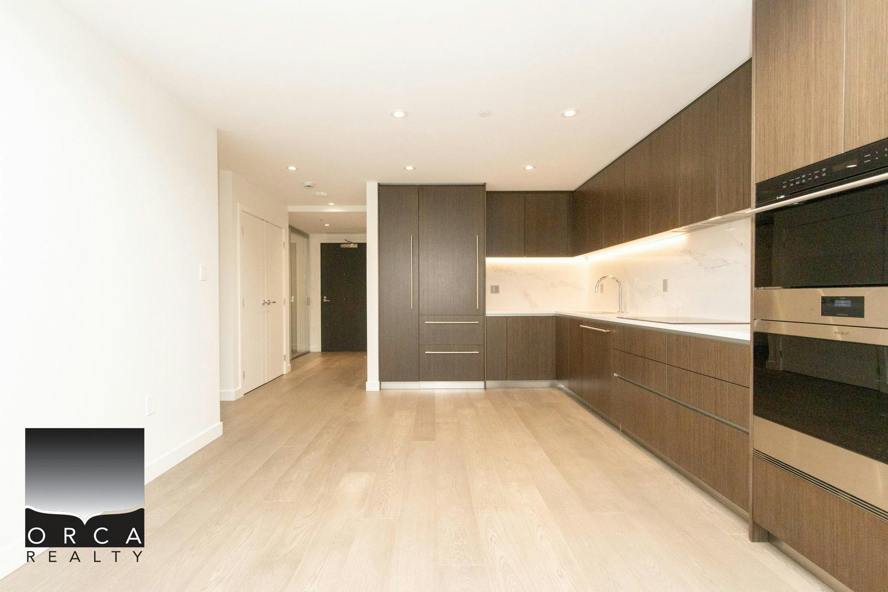 785 Harbour Way, North Vancouver, BC, V7P 0G3 - 5