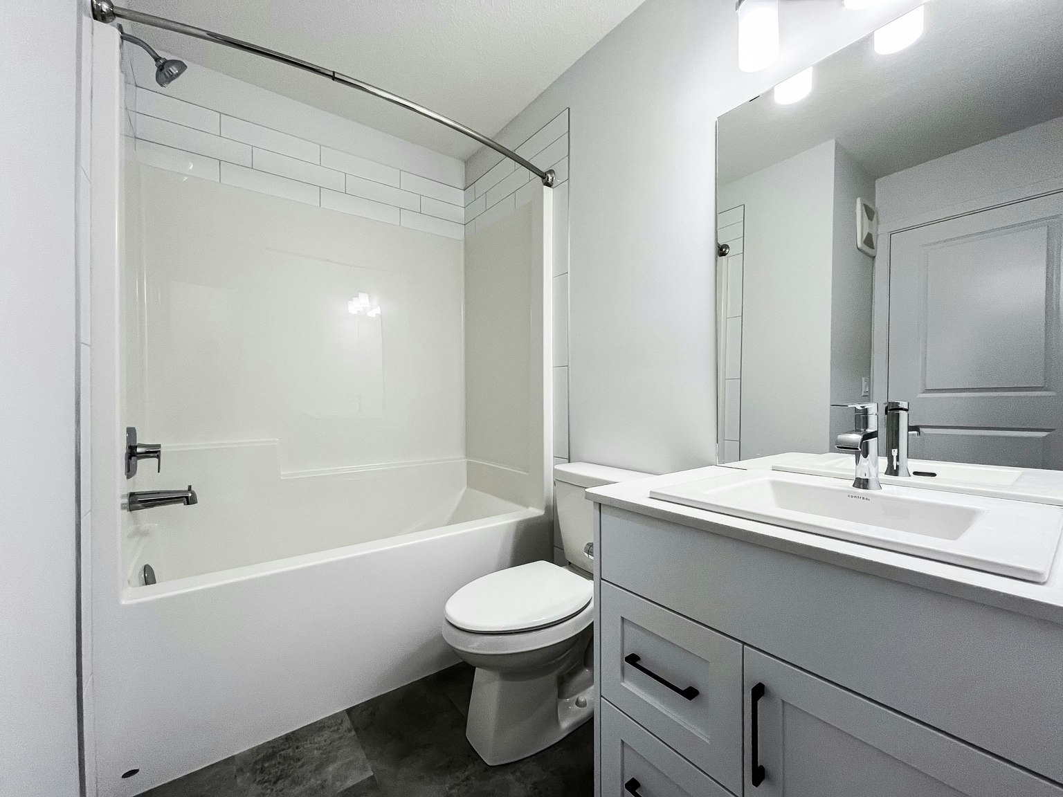254 Orchards Boulevard Southwest, Edmonton, AB, T6X 2Y6 - 4