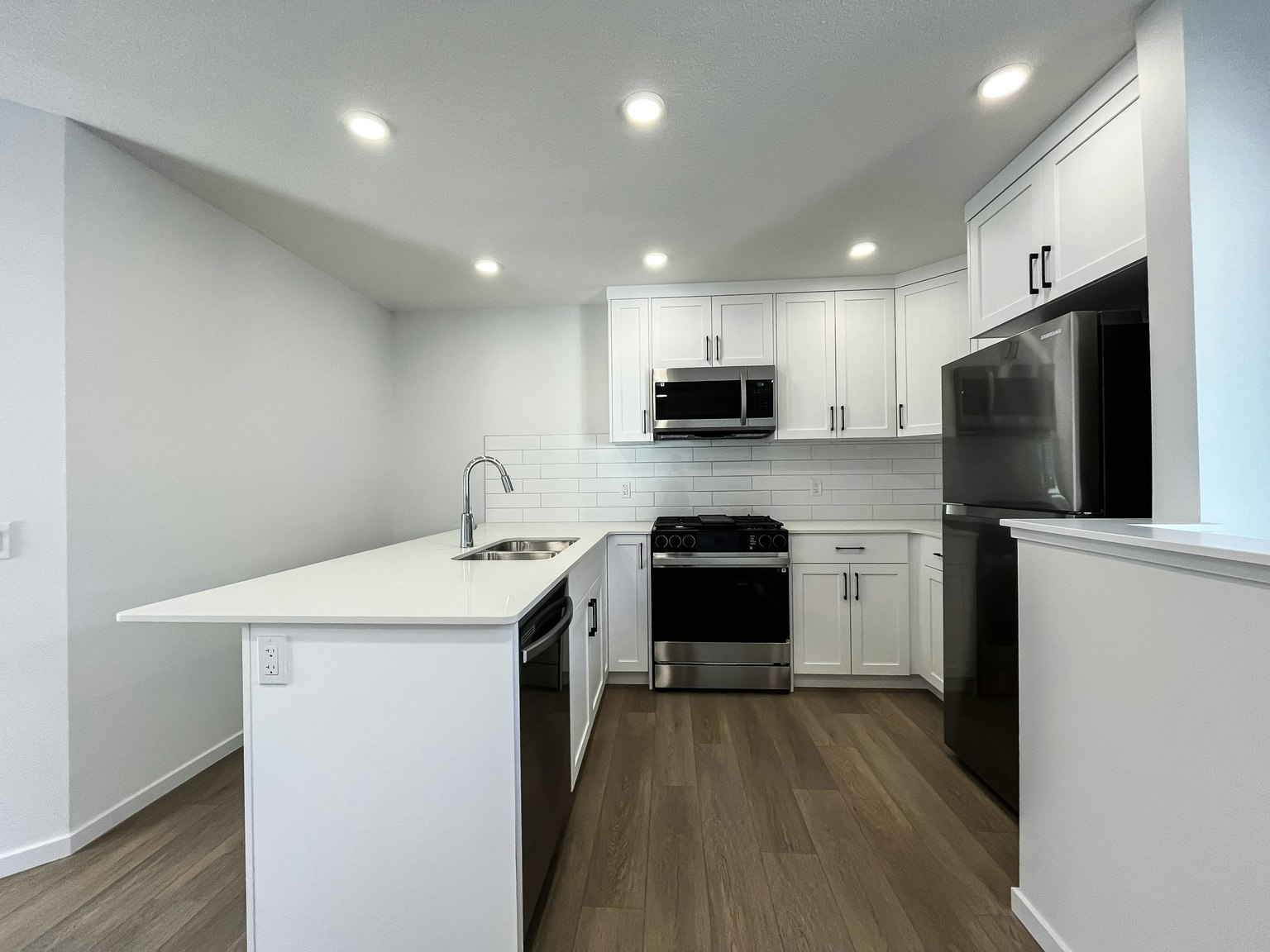 254 Orchards Boulevard Southwest, Edmonton, AB, T6X 2Y6 - 2