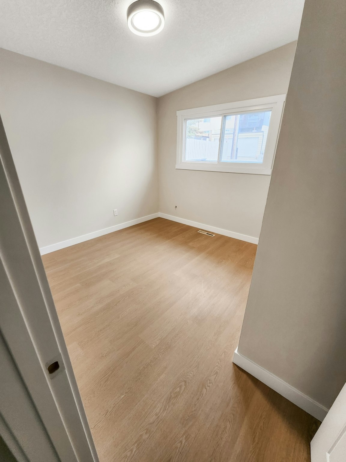 Upper-6335 4 Upper Unit Street Northwest, Calgary, AB, T2K 1B7 - 5
