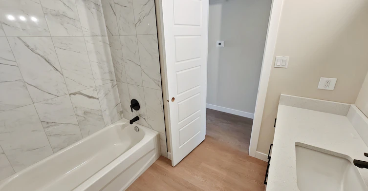 Upper-6335 4 Upper Unit Street Northwest, Calgary, AB, T2K 1B7 - 11