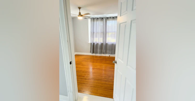 9-7 Centre Street, St. Catharines, ON, L2R 3A6 - 3