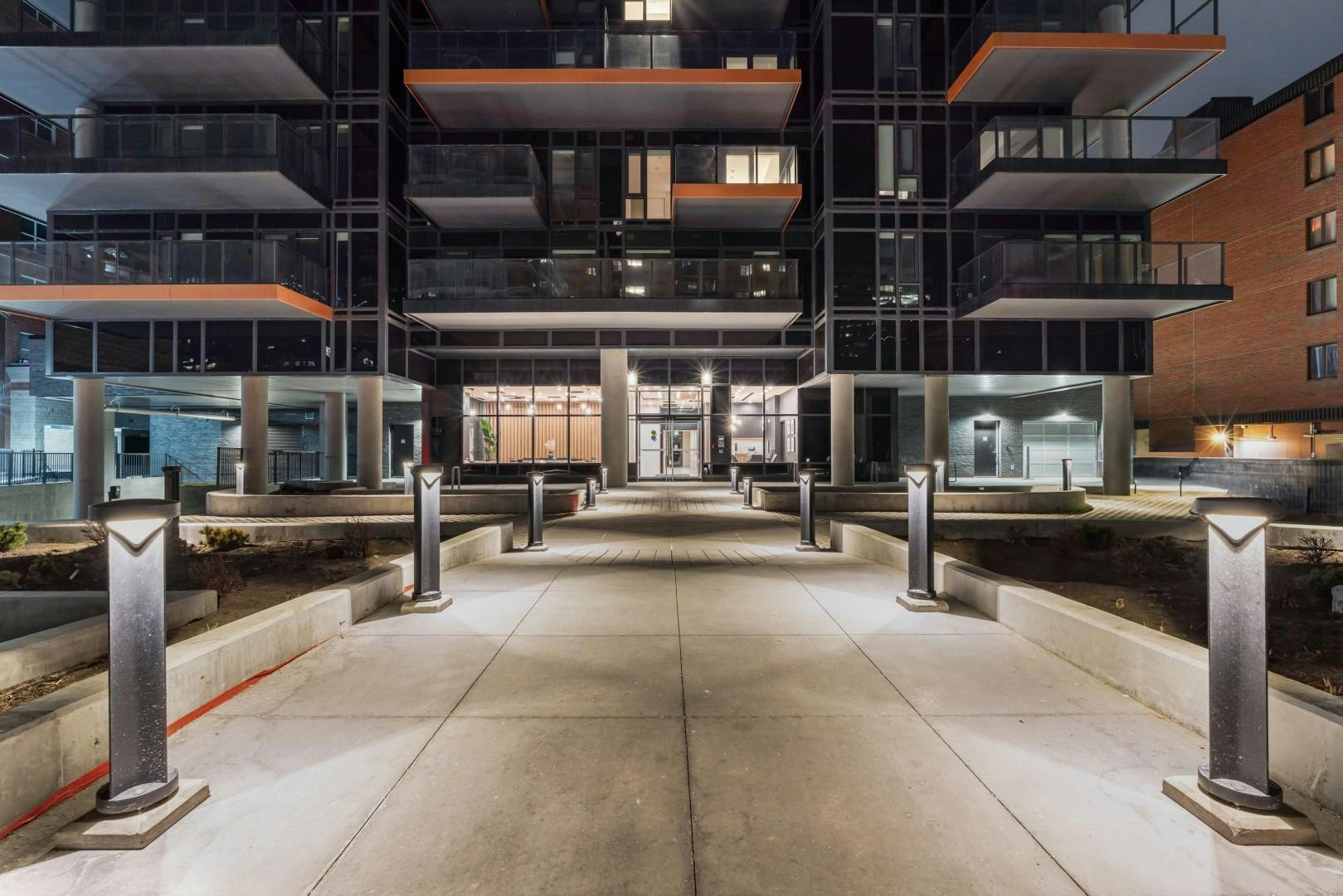 730 2 Avenue Sw, Calgary, AB, T2P 1R8
