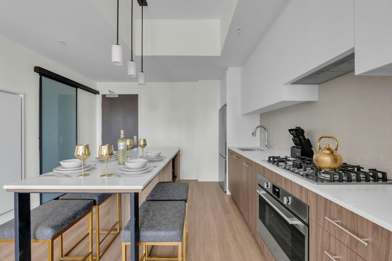 730 2 Avenue Sw, Calgary, AB, T2P 1R8 - 8