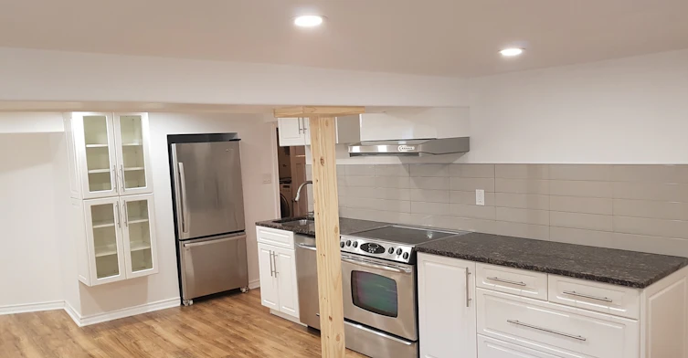 238 Byron Avenue, Ottawa, ON, K1Z 6Y8