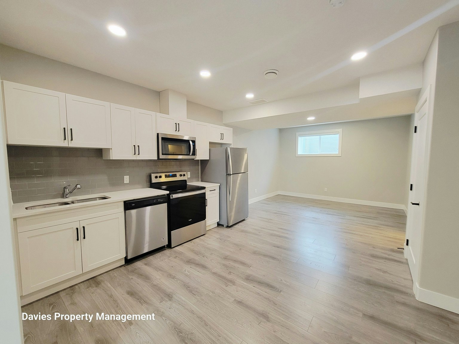 5080 Chappelle Road Southwest, Edmonton, AB, T6W 3H3 - 3