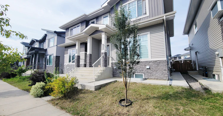 5080 Chappelle Road Southwest, Edmonton, AB, T6W 3H3