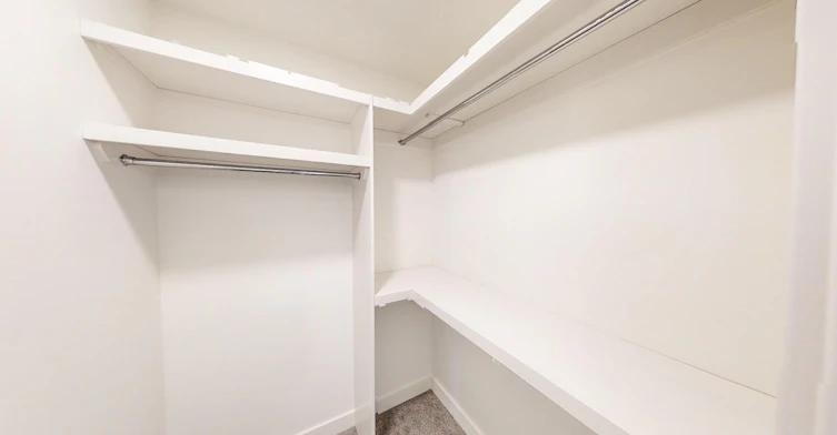 2104 13 Street NW, Calgary, AB, T2M 1T8 - 14