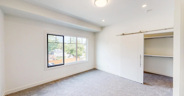 2104 13 Street NW, Calgary, AB, T2M 1T8 - 9