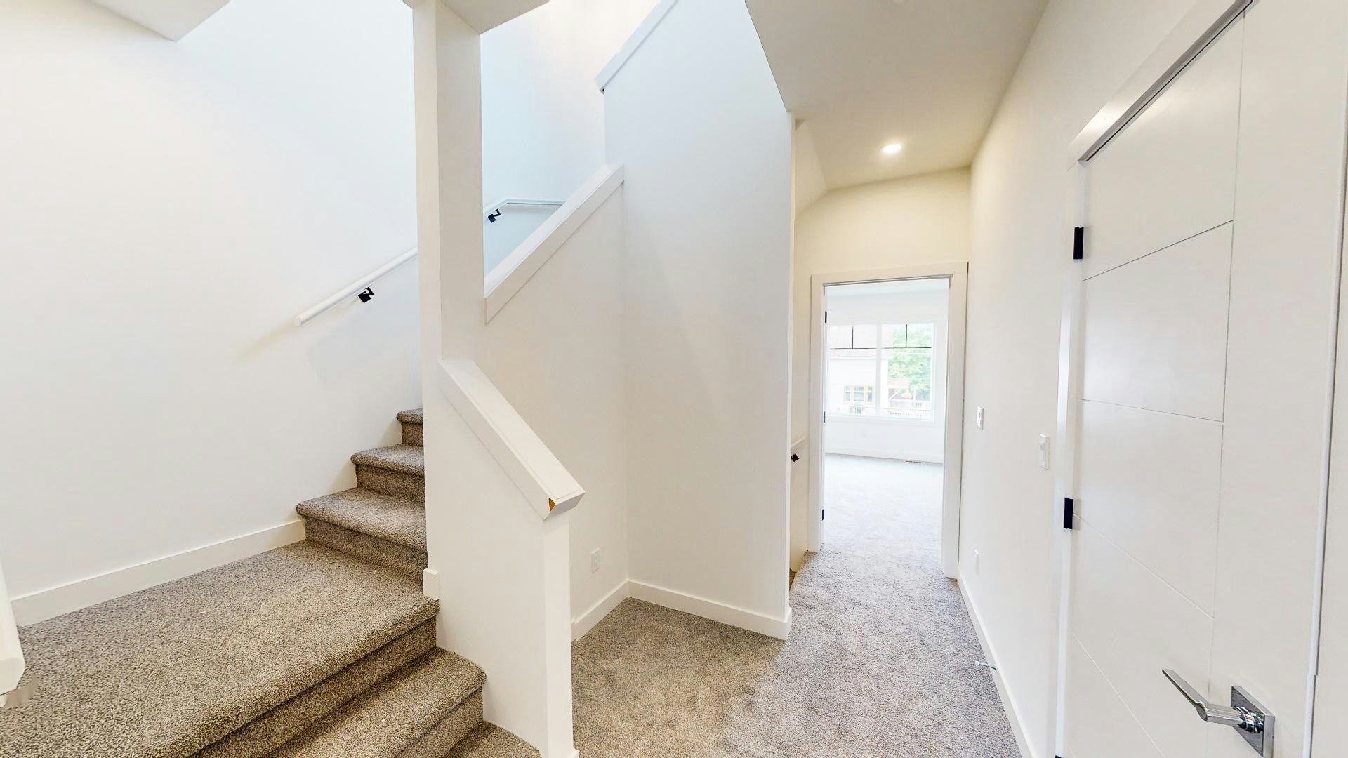 2104 13 Street NW, Calgary, AB, T2M 1T8 - 15