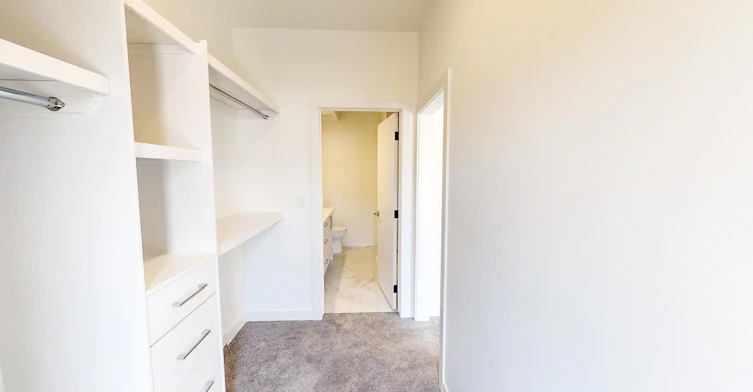 2104 13 Street NW, Calgary, AB, T2M 1T8 - 11