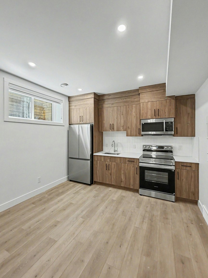 1B-45  Street Southwest, Calgary, AB, T3E 3T7