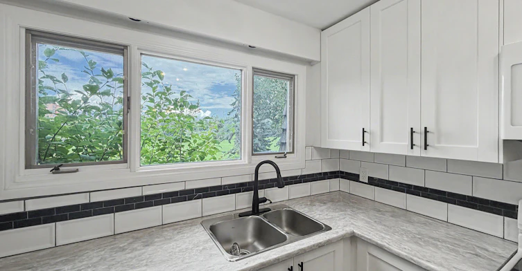 15 Upper-15 Galbraith Drive Southwest, Calgary, AB, T3E 4Z5 - 9
