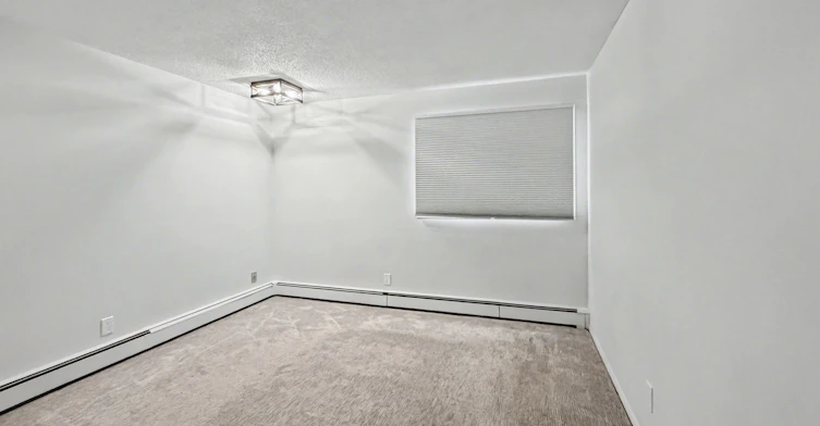 15 Upper-15 Galbraith Drive Southwest, Calgary, AB, T3E 4Z5 - 12