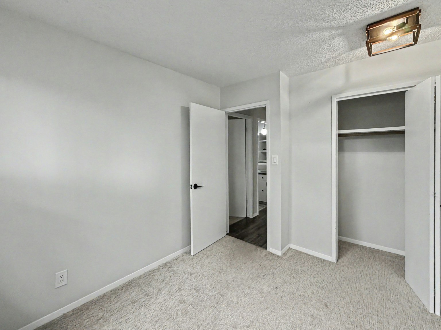 15 Upper-15 Galbraith Drive Southwest, Calgary, AB, T3E 4Z5 - 20