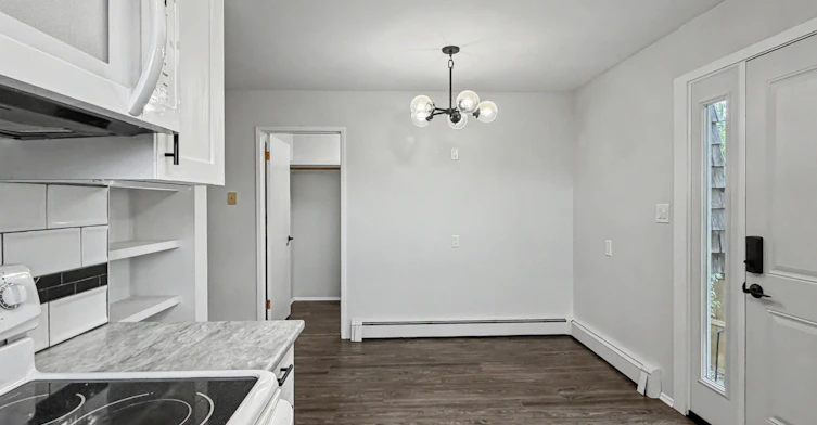 15 Upper-15 Galbraith Drive Southwest, Calgary, AB, T3E 4Z5 - 14