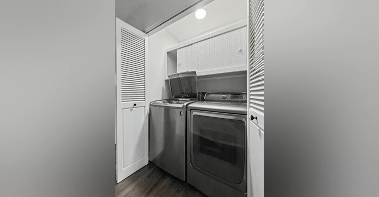 15 Upper-15 Galbraith Drive Southwest, Calgary, AB, T3E 4Z5 - 23